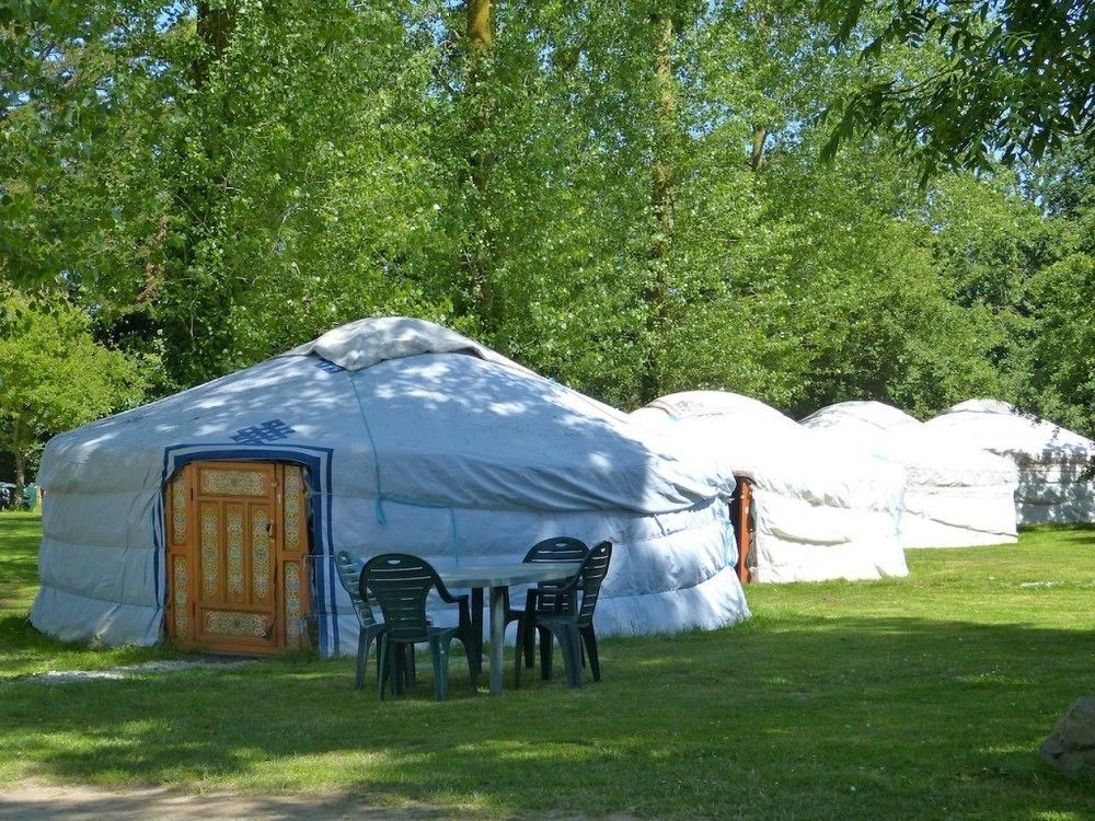 Camping Kerlaudy Mer Et Yourtes Plouénan 外观 照片