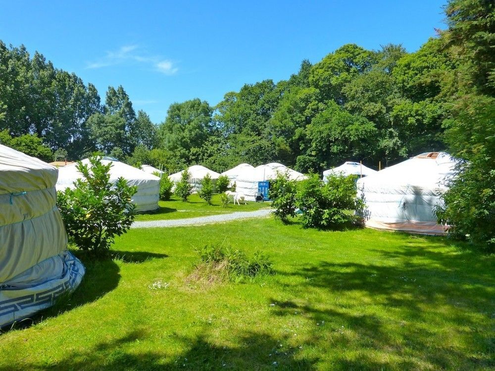 Camping Kerlaudy Mer Et Yourtes Plouénan 外观 照片